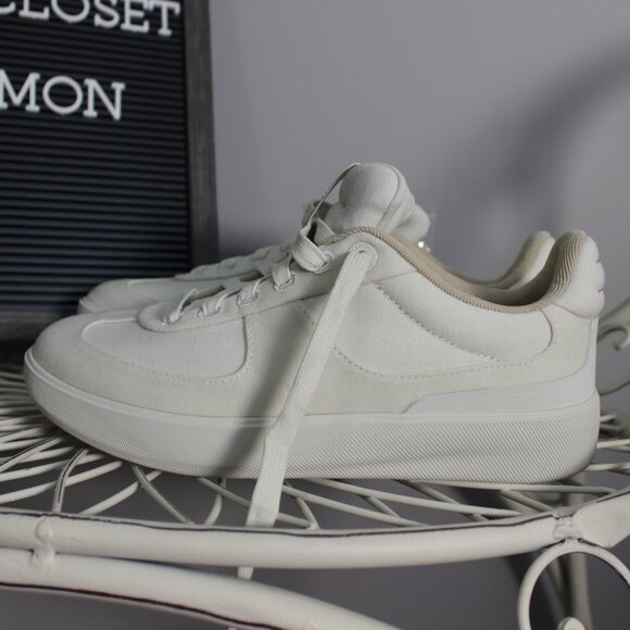 Lululemon | BNIB | Canvas Cityverse Sneaker | Bone | Size 7 - Picture 2 of 8